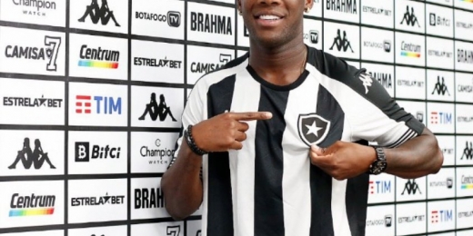 'Espero dar muitas alegrias e títulos ao torcedor', diz Patrick de Paula em sua apresentação no Botafogo