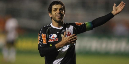 'Que o futuro próximo te recupere deste momento duro', diz Juninho sobre a atual realidade do Vasco
