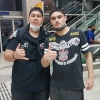 ‘Loucura’ e DNA do Corinthians: torcedores explicam ida ao aeroporto para recepcionar Vítor Pereira
