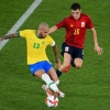 ‘Não tem como explicar, fogem as palavras’, diz Daniel Alves após ganhar medalha de ouro pelo Brasil