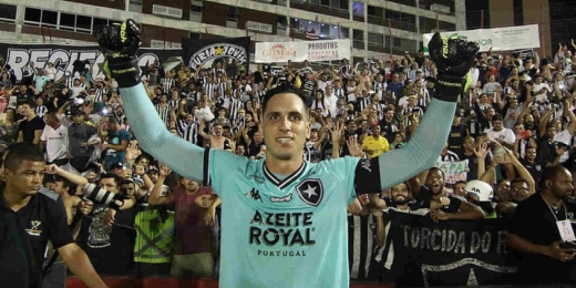 A linha do tempo de Gatito Fernández: goleiro completa um ano sem jogar pelo Botafogo