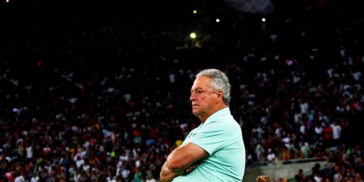 Abel Braga não é mais treinador do Fluminense