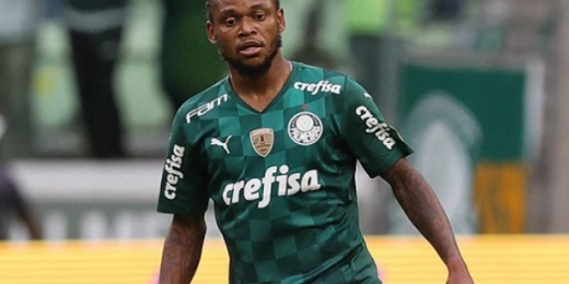 Abel Ferreira rebate críticas da torcida do Palmeiras sobre Luiz Adriano: ‘Critiquem a mim’