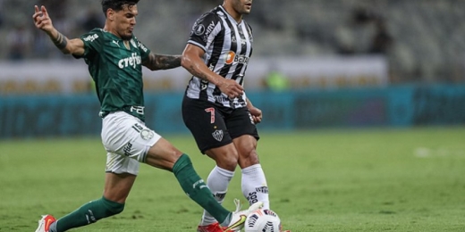 Abel revela que sentiu classificação do Palmeiras à final após pênalti perdido por Hulk