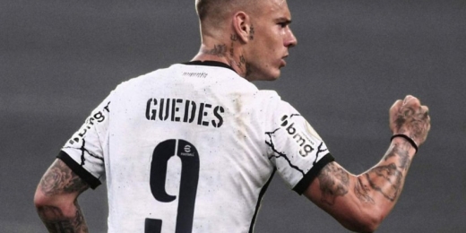 Acabou a procura? Róger Guedes muda de número é o novo camisa 9 do Corinthians