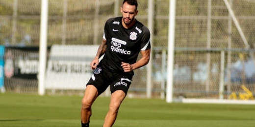 Ainda sem Adson, Corinthians faz treino por setores em preparação para encarar o Juventude