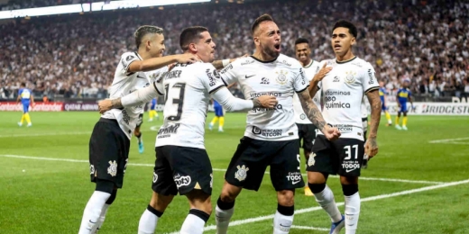 ANÁLISE: Empurrado pela Fiel, Corinthians jogou no 'modo Libertadores' para bater o Boca