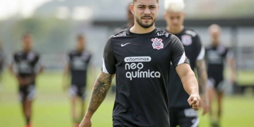 Ano novo, vida velha! Mesmo como 'novo treinador', João Pedro segue preterido no Corinthians