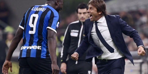Antonio Conte não é mais treinador da Inter de Milão