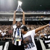 Ao, Kanu comemora redenção e título pelo Botafogo: ‘É o dia mais feliz da minha vida’