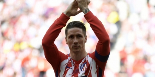 Aos 37 anos, Fernando Torres anuncia que deixará aposentadoria para voltar a jogar futebol