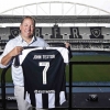 Após assinatura da SAF, John Textor se define como ‘co-proprietário’ do Botafogo: ‘Com os torcedores’