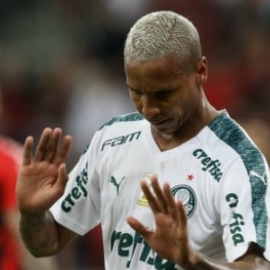 Após despedida do Palmeiras, Deyverson se emociona em live: ‘Grato, grato e grato’