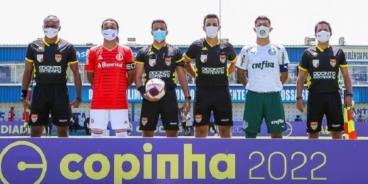Após duelo pela Copinha, Internacional consulta FPF sobre casos de Covid-19 no Palmeiras
