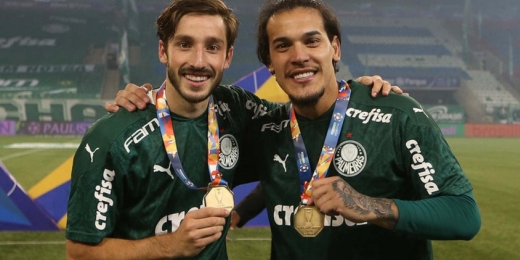 Após eliminações da Copa América, Viña e Gómez retornam ao Palmeiras