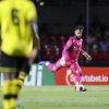 Após empate do São Paulo fora de casa, Jandrei critica o gramado: ‘Escorregando bastante’