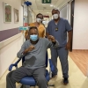 Após internação, Pelé volta ao hospital para fazer sessão de quimioterapia