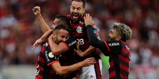 Após Isla, Flamengo chega a 15 marcadores de gol na temporada; veja a lista