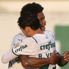 Após lesão, Luiz Adriano volta a marcar e comemora: ‘Feliz em ajudar meus companheiros’