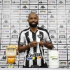 Apresentado, Chay fala em ‘carinho imenso’ pelo Botafogo e destaca: ‘Estou muito feliz por estar aqui’