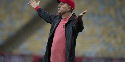 Arbitragem de Flamengo x Corinthians é definida e 'atende' a apelo de Renato Gaúcho