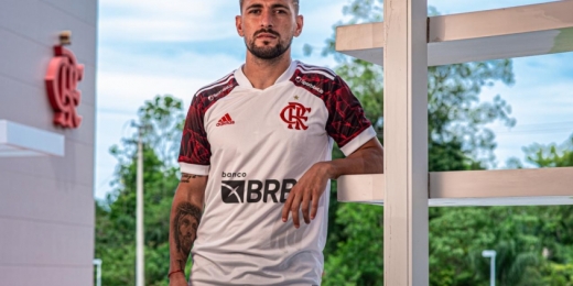 Arrascaeta enaltece Paulo Sousa e aponta os caminhos para o Flamengo vencer o Atlético-MG na Supercopa