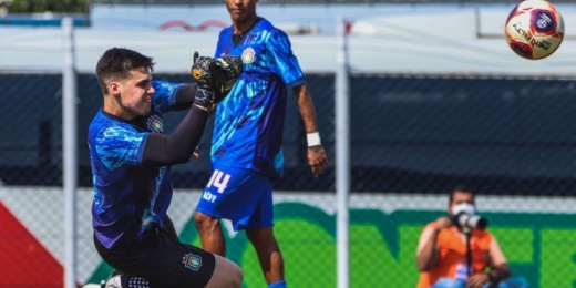 Arthur Rosseto, goleiro do São Caetano, comenta preparação para 2022: ‘Ano muito promissor’