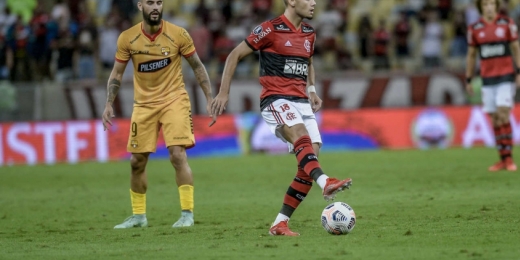 Atuação de Andreas Pereira evidencia profundidade do elenco do Flamengo no meio-campo