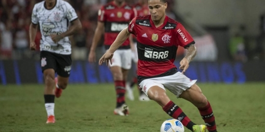 Atuações de Thiago Maia e João Gomes reafirmam força do elenco do Flamengo poucos dias antes da final