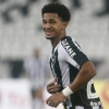 Autor do gol em vitória na Série B, Warley valoriza elenco do Botafogo: ‘Não conseguiria se não fosse eles’