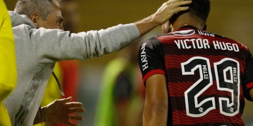 Base do Flamengo soma mais de 30% em participações em gols e ampara Paulo Sousa