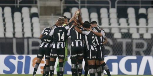 Bastidores: tom por protesto já existia no Botafogo, mas elenco quis focar e confirmar apenas após vitória