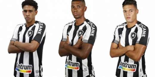 Bom momento do sistema defensivo do Botafogo valoriza atletas da base