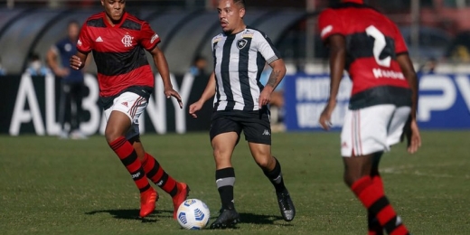 Botafogo conclui compra de Rikelmi, que fica no clube até 2024, junto ao Juventus-SP