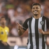 Botafogo demonstra interesse em renovar o contrato de Erison