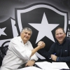 Botafogo e John Textor finalizam contrato da SAF e mais R$ 100 milhões são liberados