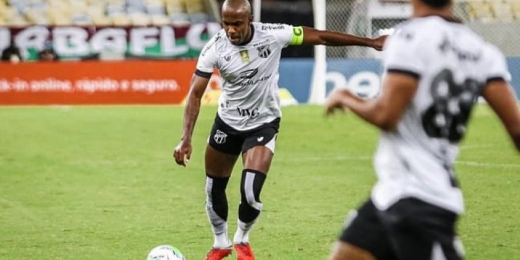 Botafogo encaminha contratação do volante Fabinho, ex-Ceará