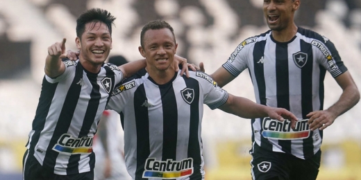 Botafogo muda planejamento e viaja um dia antes visando adaptação ao clima pela Série B do Brasileirão