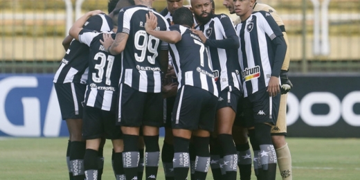 Botafogo tem a quarta pior média de gols sofridos por jogo da Série B