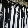 Botafogo terá frase ‘Amor é amor’ no uniforme contra o Vitória pelo dia do orgulho internacional LGBTQIA+