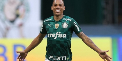 Breno Lopes projeta final da Libertadores e diz que jogos do Brasileiro servem como ‘preparação’