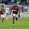 Bruno Henrique ganha troféu de Gabi e elogia Flamengo no Chile: ‘Caráter muito grande de time vencedor’