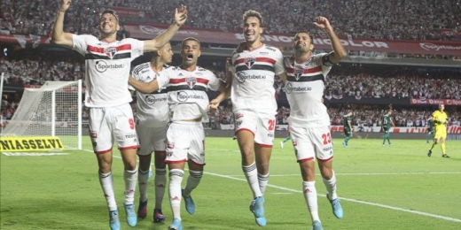 Calleri comemora vitória do São Paulo contra o Palmeiras, mas destaca: "Nada decidido"