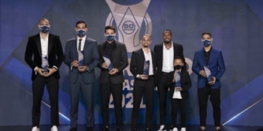 Campeões Atlético-MG e Corinthians dominam Prêmio Brasileirão
