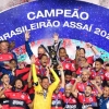 Campeões brasileiros, Rondinelli e Angelim avaliam busca pelo Tri e destacam os líderes do Flamengo