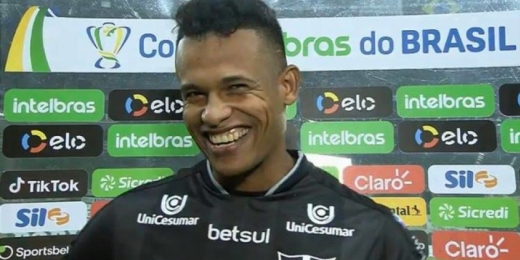 Carrasco do Palmeiras, goleiro Diogo Silva já adianta que irá cutucar familiares palmeirenses: 'Aguardem'