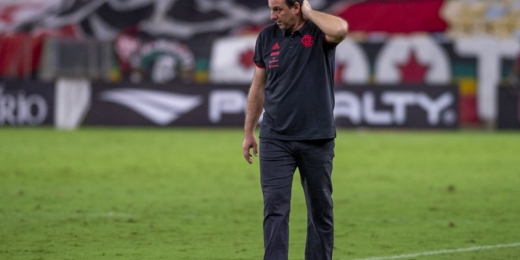 Ceni admite Flamengo 'abaixo do esperado' e cita inspiração em 2019: 'Foi evoluindo e chegou ao título'