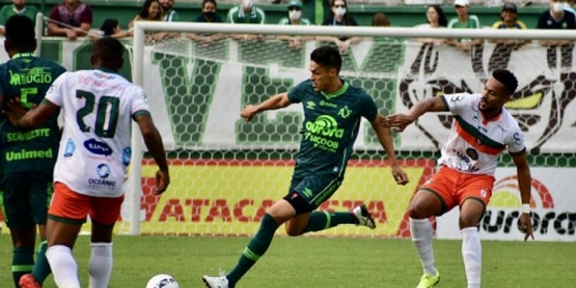 Chapecoense e Camboriú ficam no empate pelo Campeonato Catarinense