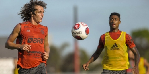 Com 'jogadores fundamentais' de volta, Flamengo divulga relacionados para jogo contra o Madureira; veja!