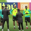 Com Alex Sandro em campo, Seleção dá início à preparação de olho na decisão da Copa América